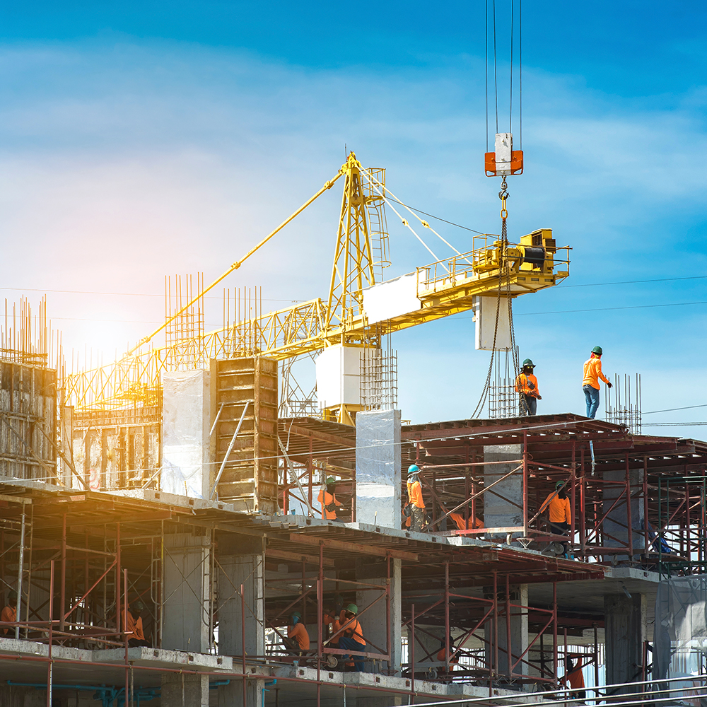Lots,Of,Tower,Construction,Site,With,Cranes,And,Building,With