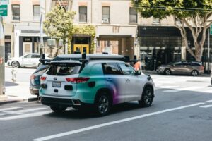 driverlesscar timo wielink KLAnz8wGO1E unsplash