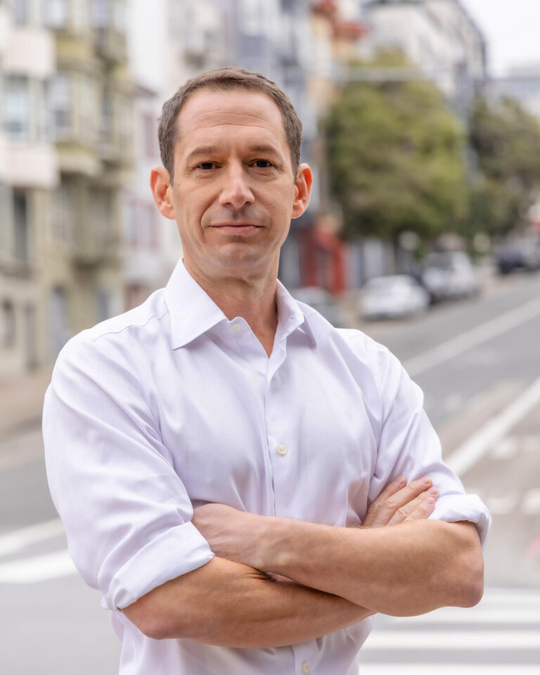 Daniel Lurie Headshot