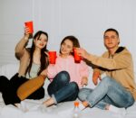 kateryna hliznitsova kMXlDew1AX8 drinking