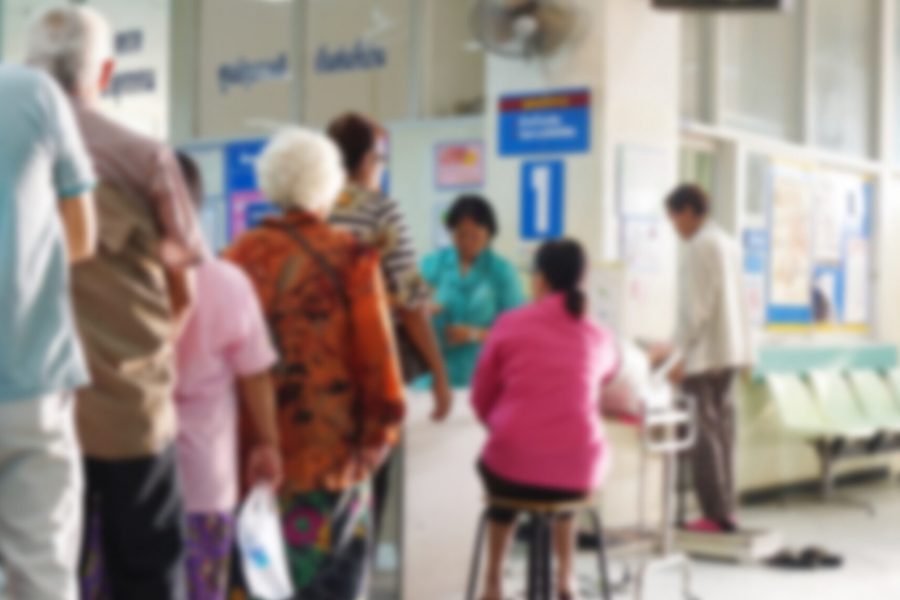 Blurred,People,And,Patient,Waiting,For,The,Doctor,,Hospital,Activities